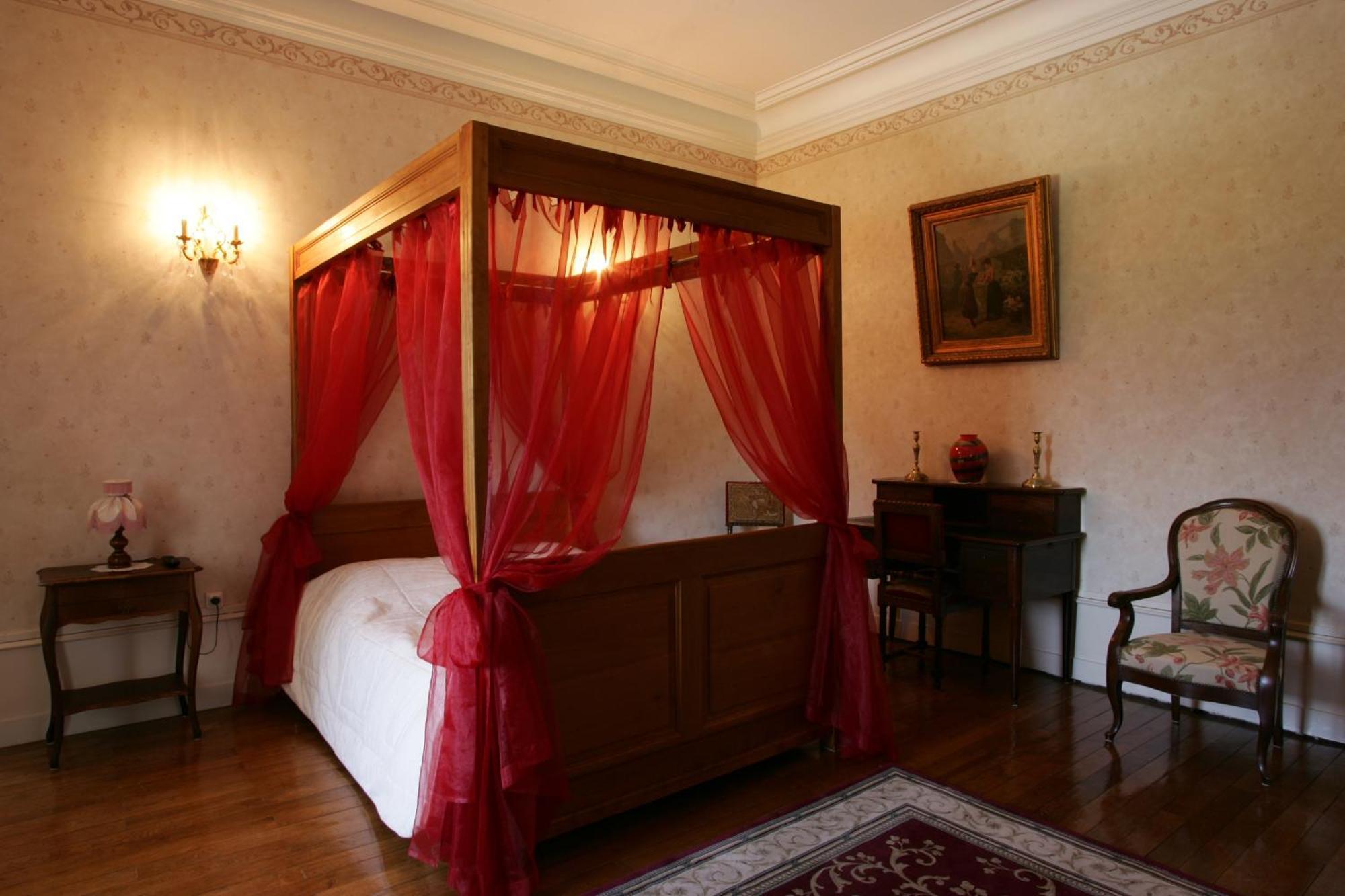 Chateau De Montbraye Parigné-lʼÉvêque Εξωτερικό φωτογραφία