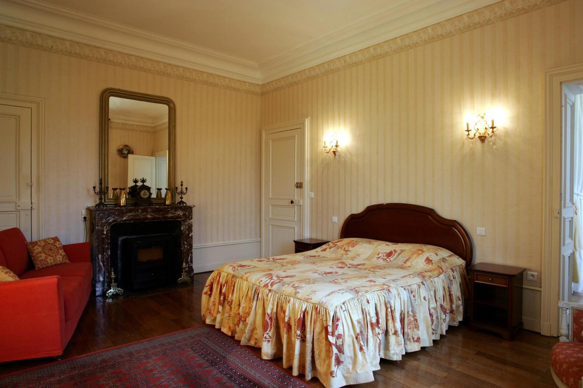 Chateau De Montbraye Parigné-lʼÉvêque Εξωτερικό φωτογραφία
