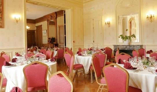 Chateau De Montbraye Parigné-lʼÉvêque Εξωτερικό φωτογραφία